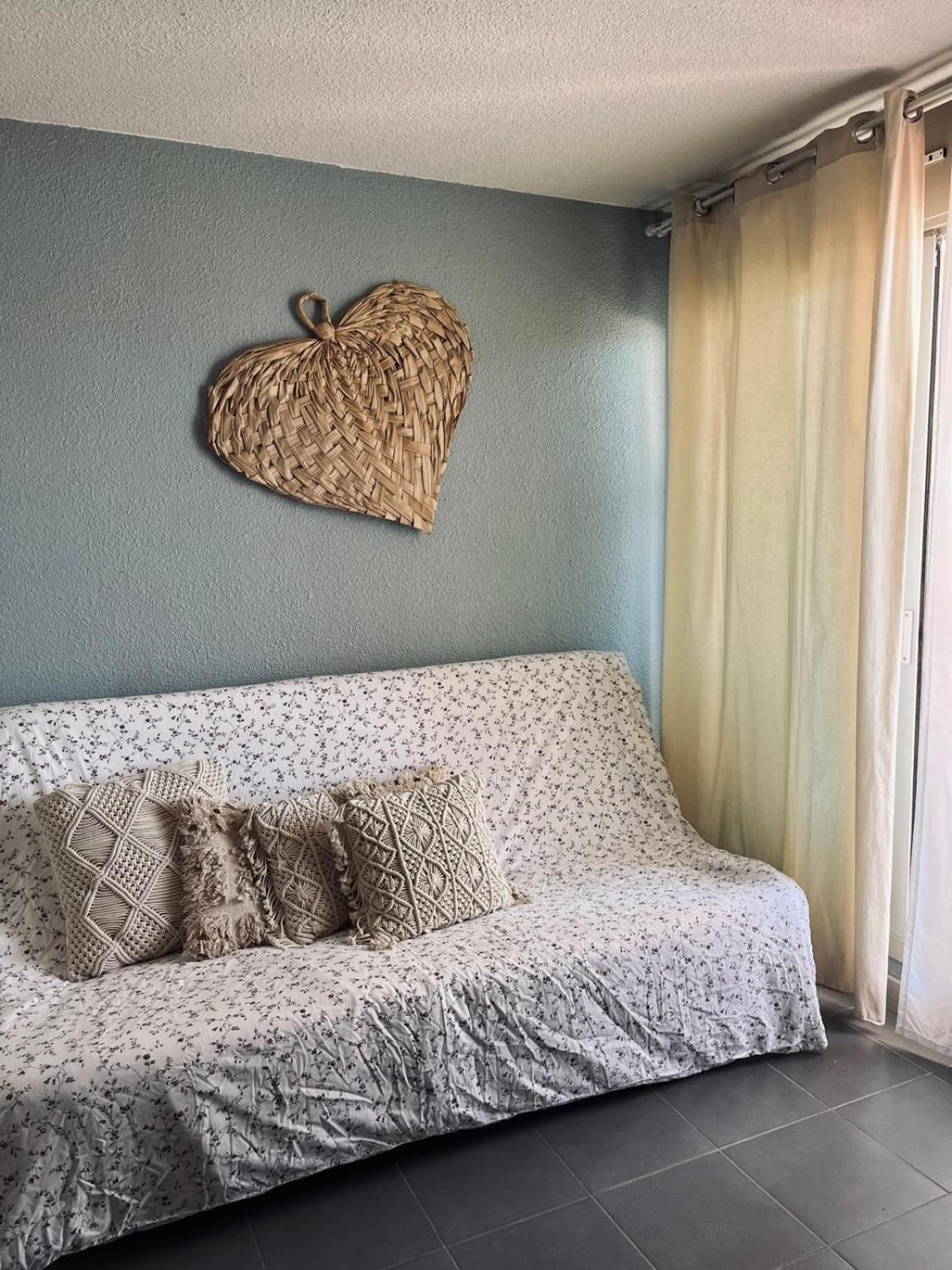 Sete, Studio Cabine,proche Mer , Clim, Wifi, Parking Prive *